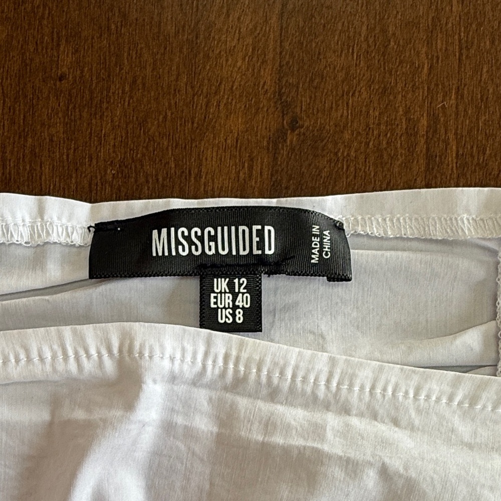 Missguided White Poplin Ruched Tie Puff Sleeve Crop Top - Picture 2 of 3
